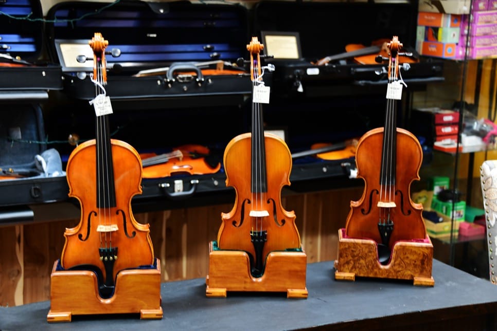 Violin stores deals